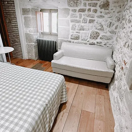 Fuente De Gueelo San Bartolomé de Meruelo