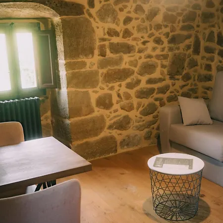 Fuente De Gueelo * San Bartolomé de Meruelo