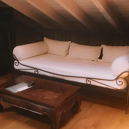 Fuente De Gueelo * San Bartolomé de Meruelo