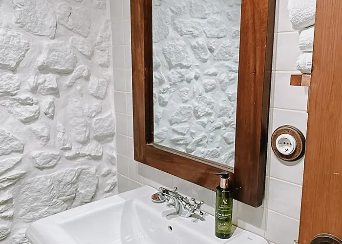 Landsted Fuente De Gueelo San Bartolomé de Meruelo