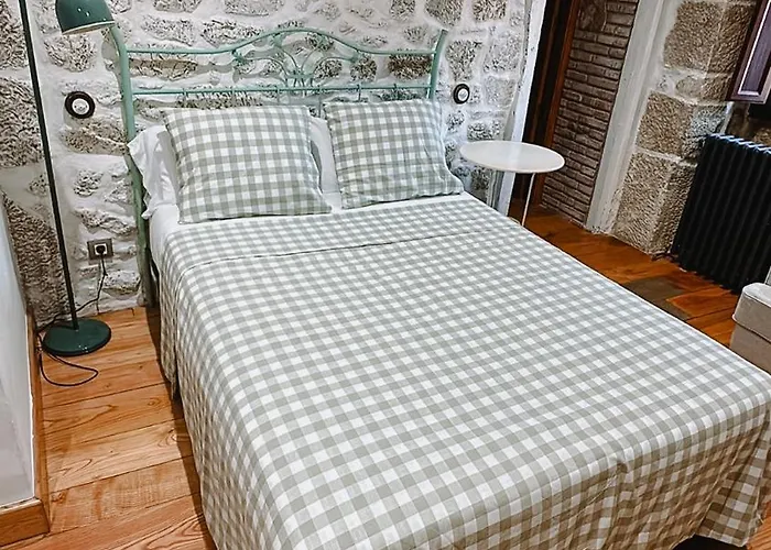 Fuente De Gueelo Landsted San Bartolomé de Meruelo